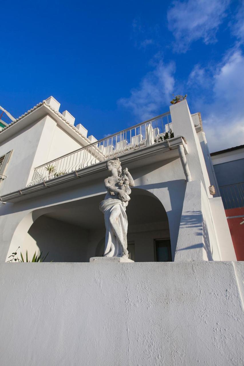 Villino Erminia - Seaside Art B&B Pizzo  Bagian luar foto